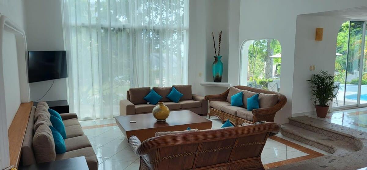 Villa Martha Garza Blanca - Private Heated Pool Puerto Vallarta Exteriör bild