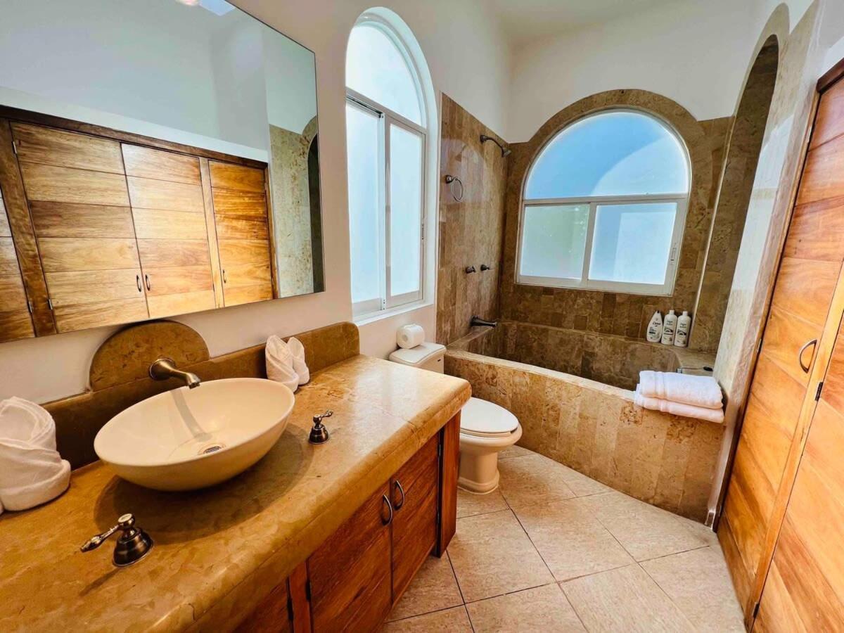 Villa Martha Garza Blanca - Private Heated Pool Puerto Vallarta Exteriör bild